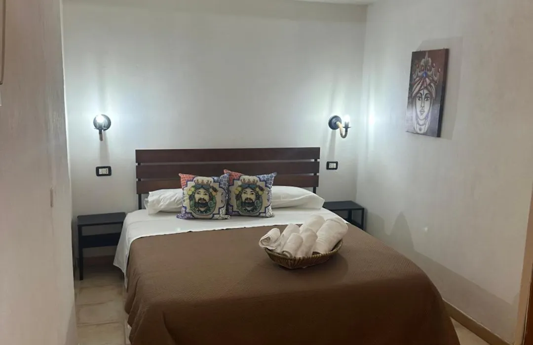 Home Demetra-1
